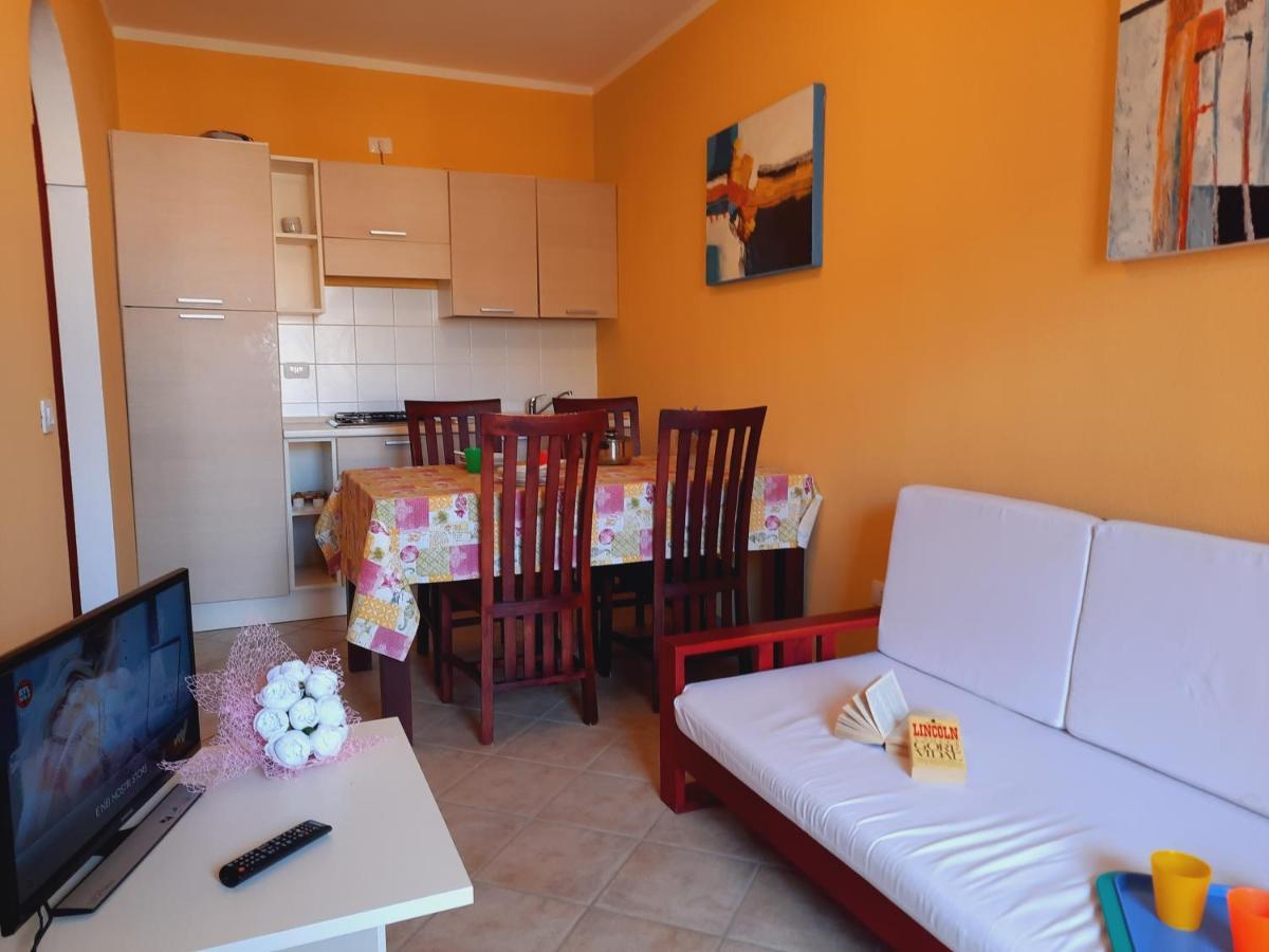 Ferienwohnung La Residenza Poseidone Santa Teresa Gallura Zimmer foto